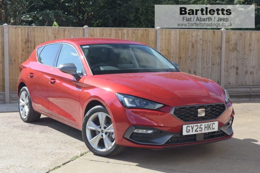 2025 Seat Leon 1.5 e-HYBRID FR Black Edition Hatchback