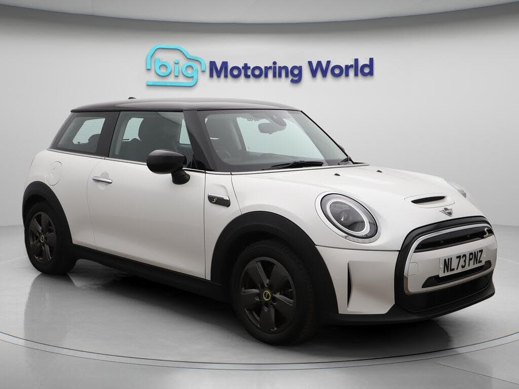 2023 MINI Mini E Cooper S 1)