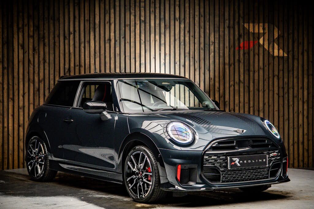 2025 MINI Mini 2.0 John Cooper Works Hatchback 3d Auto