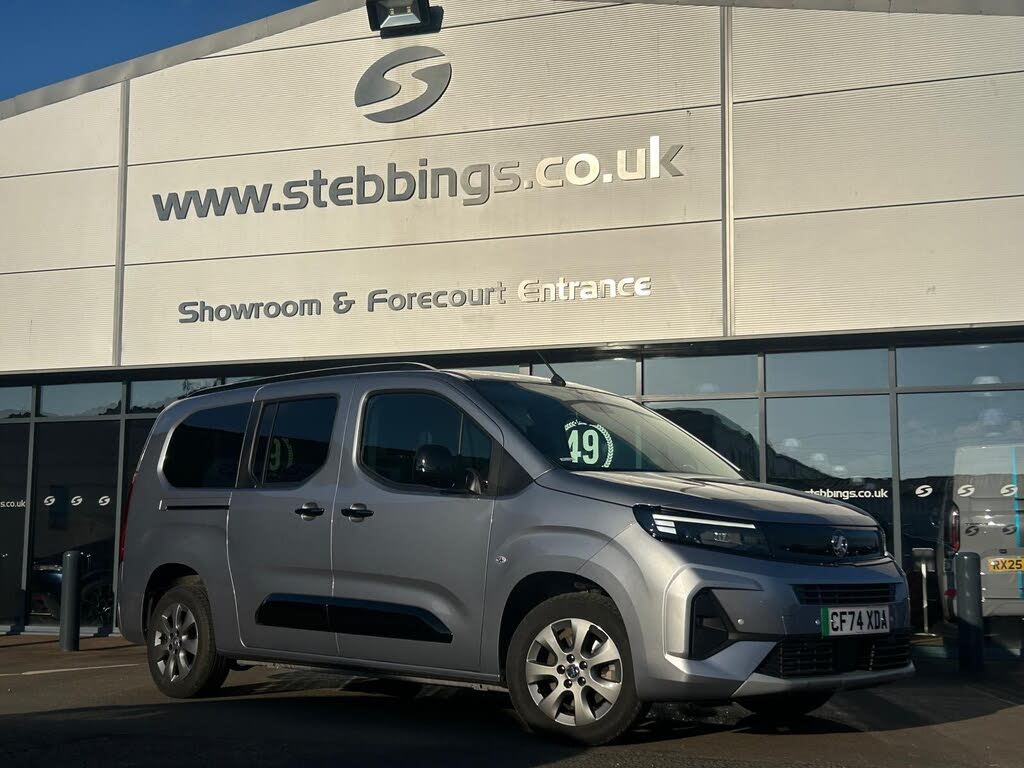 2025 Vauxhall Combo Life E Ultimate XL (5st)