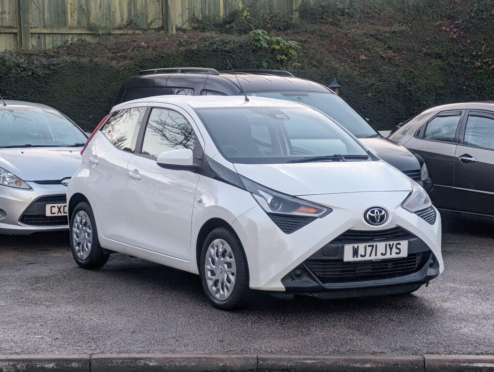 2021 Toyota AYGO 1.0 VVT-i x-play (TSS)
