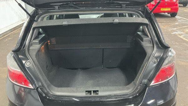 2008 Vauxhall Astra 1.8 Club 16v Hatchback auto