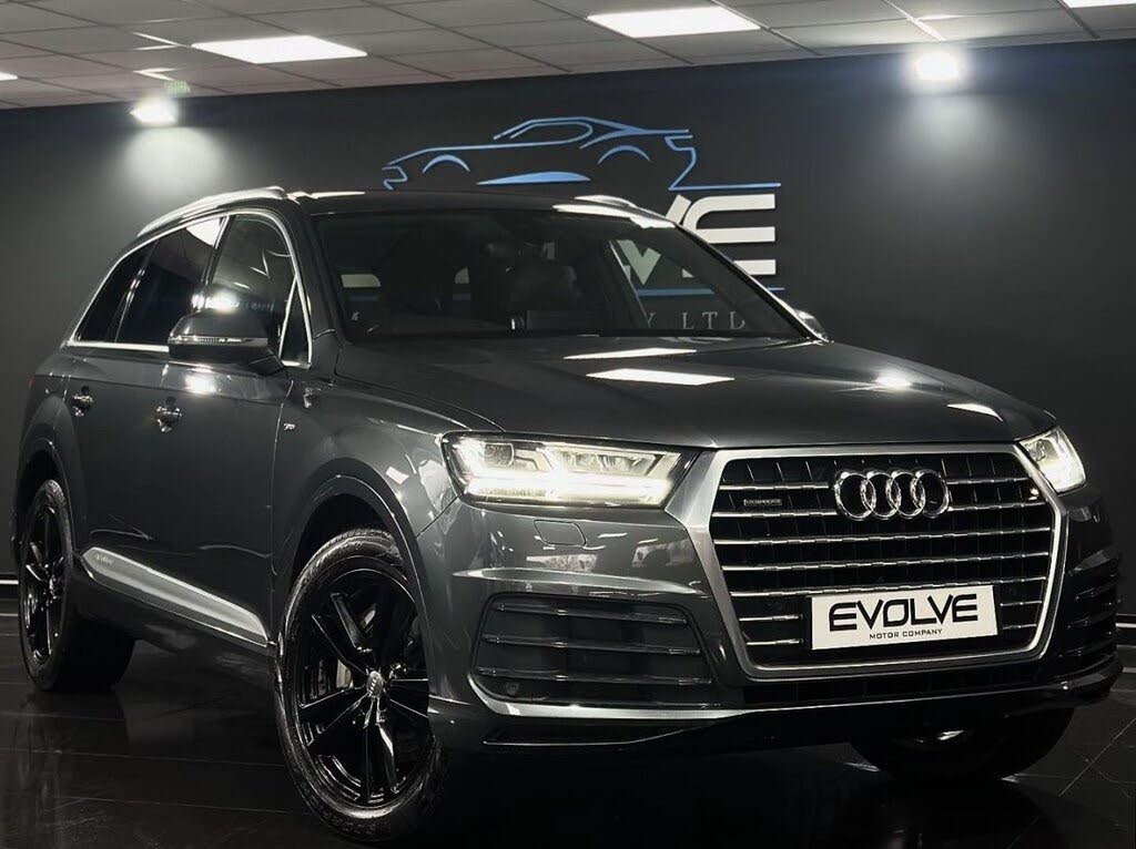 2017 Audi Q7 3.0TDI quattro S Line (272ps)