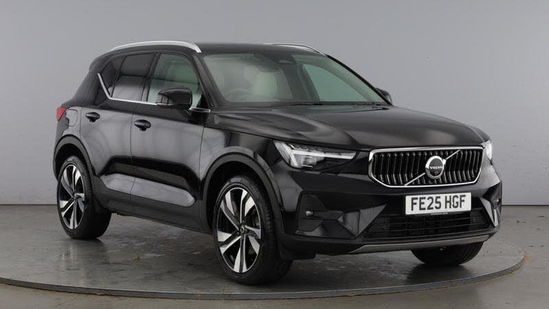 2025 Volvo XC40 2.0 B4 Ultra (Bright