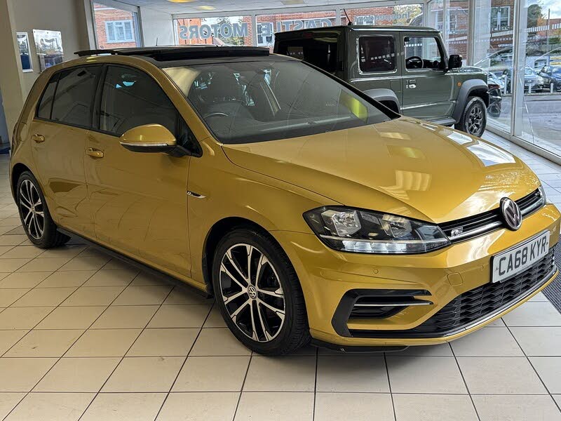 2018 Volkswagen Golf 1.5 TSI R-Line 5d DSG