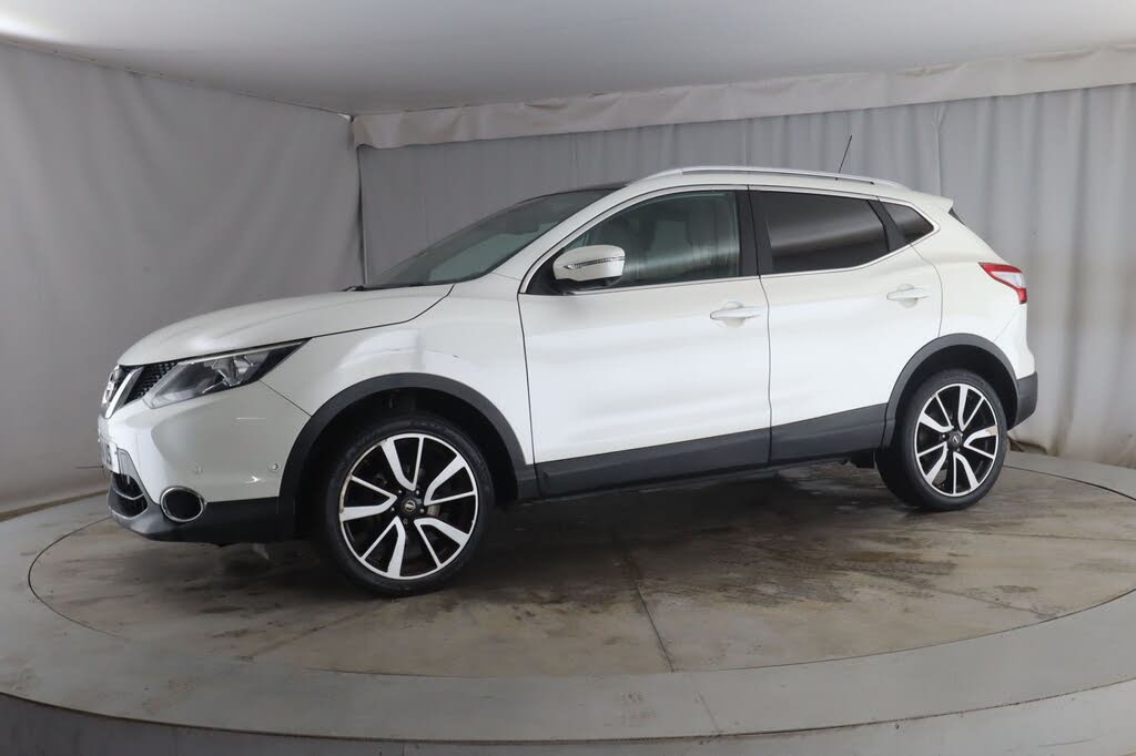 2014 Nissan Qashqai 1.6dCi Tekna