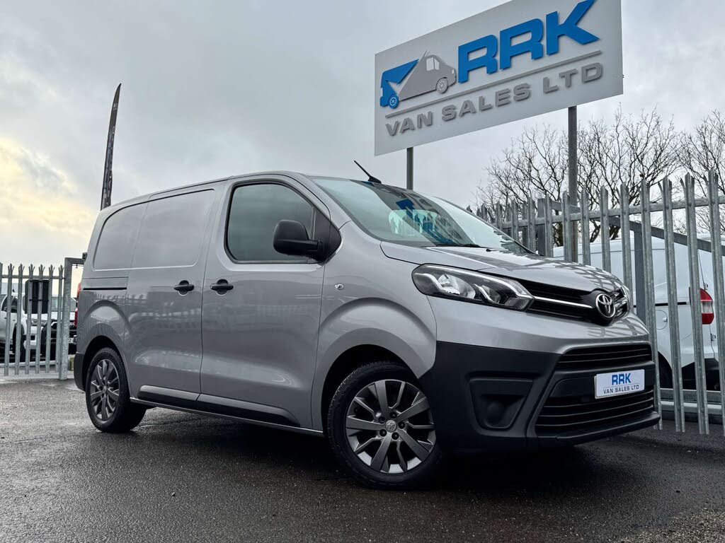 2020 Toyota PROACE 1.5D Icon Compact