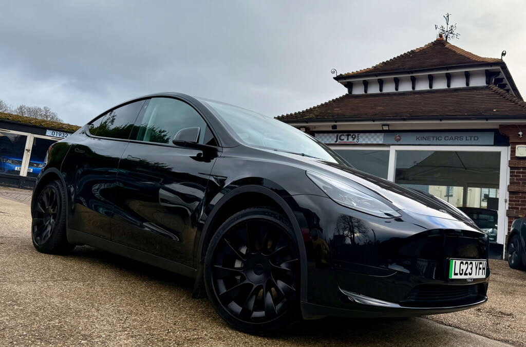 2023 Tesla Model Y E RWD
