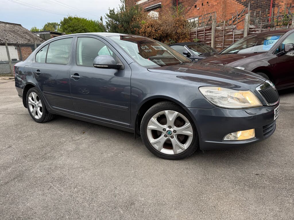 2009 Skoda Octavia 2.0TD Elegance PD (140bhp) Hatchback