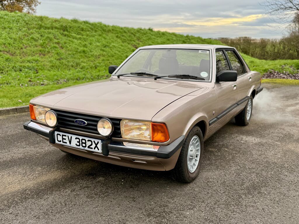 1982 Ford Cortina 2.0 Ghia Saloon 4d auto