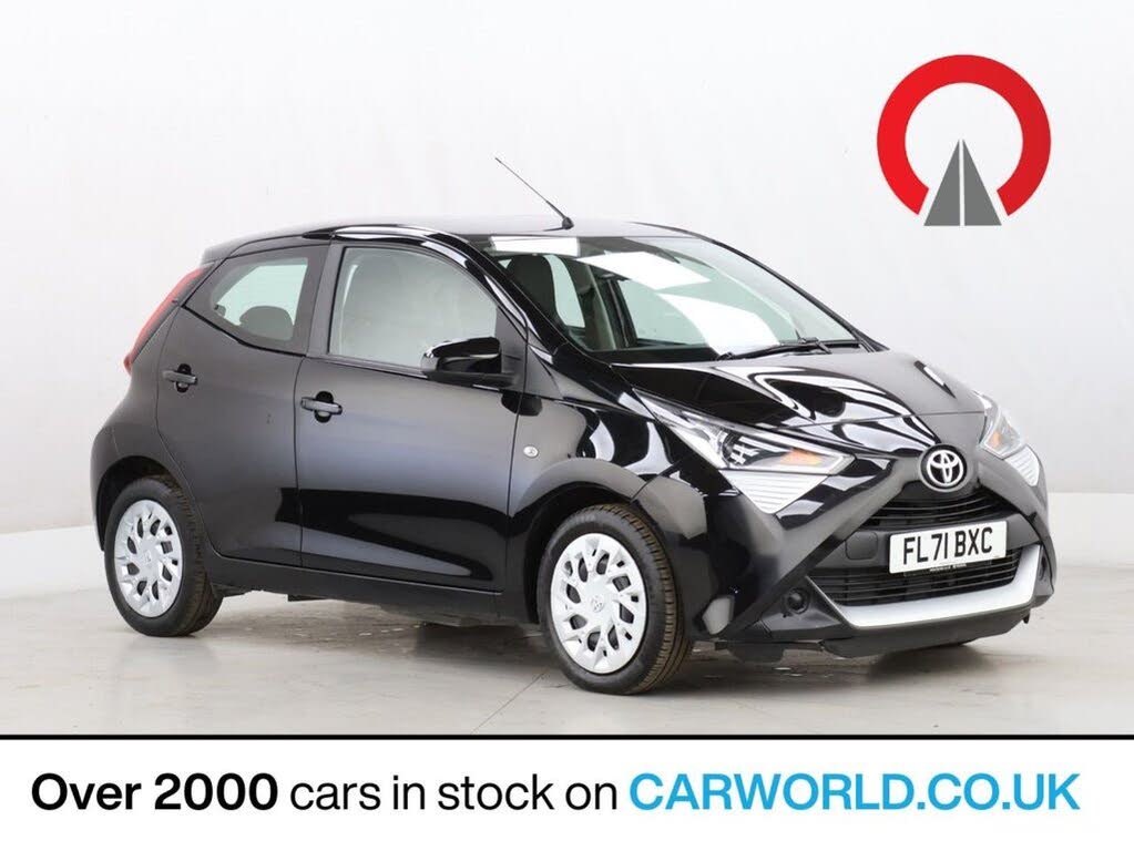 2021 Toyota AYGO 1.0 VVT-i x-play (TSS)