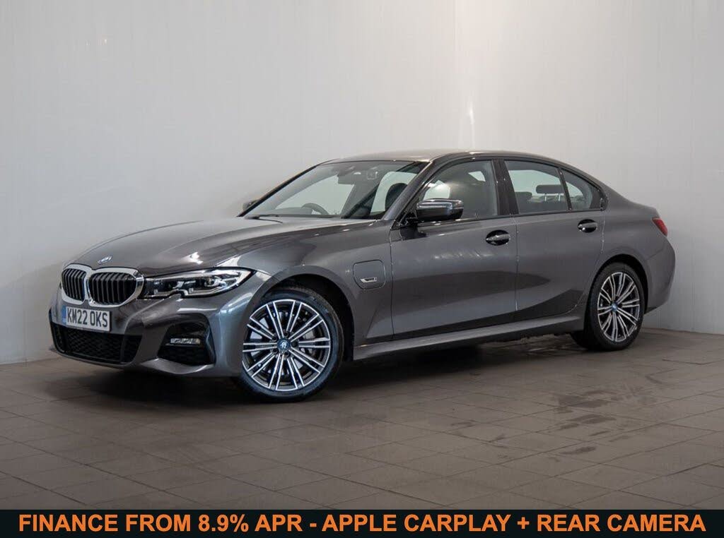 2022 BMW 3 Series 2.0 330e xDrive M Sport (Tech Pack) Saloon 4d