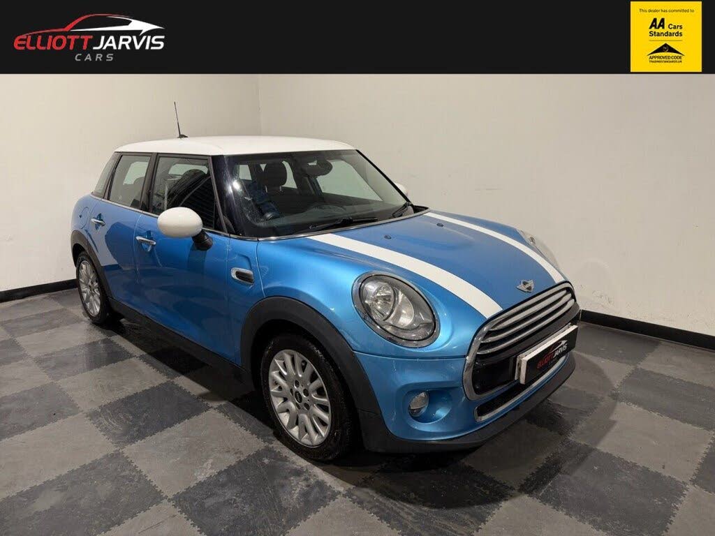 2015 MINI Mini 1.5 Cooper 5d Auto