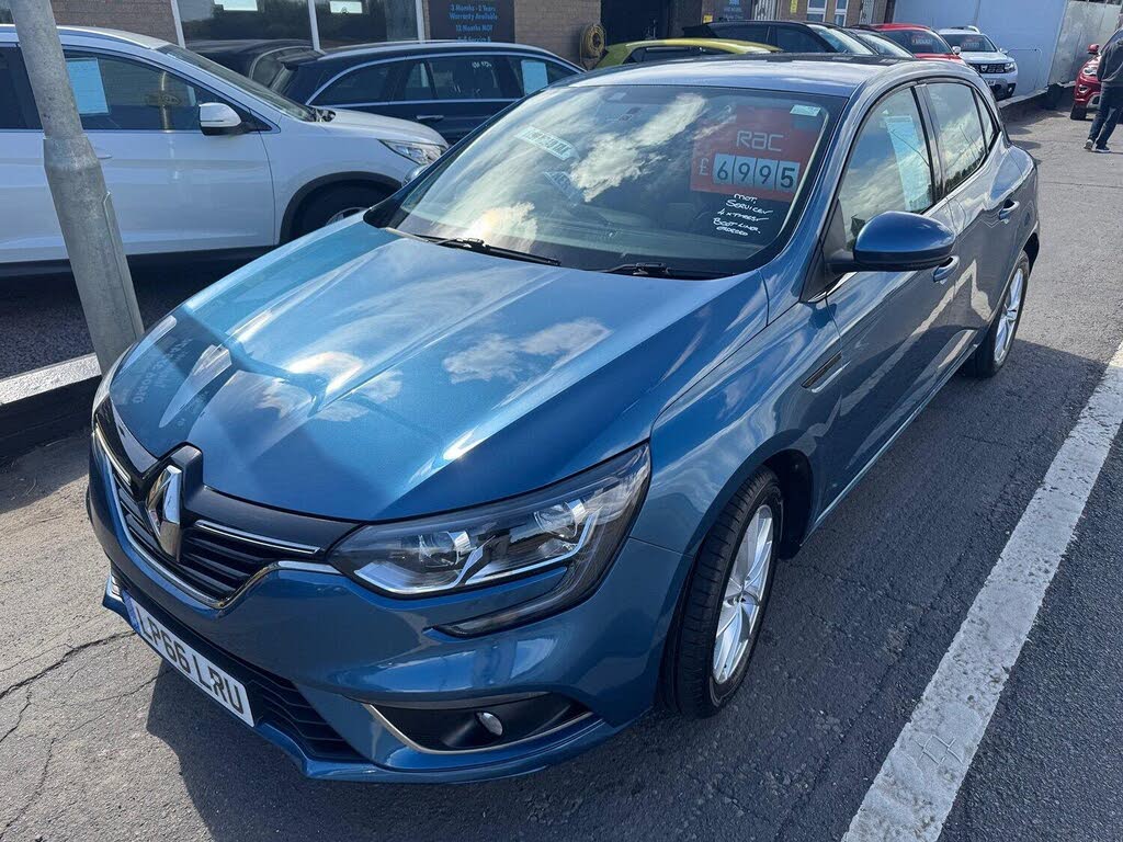 2017 Renault Megane 1.2 TCe Expression + Hatchback