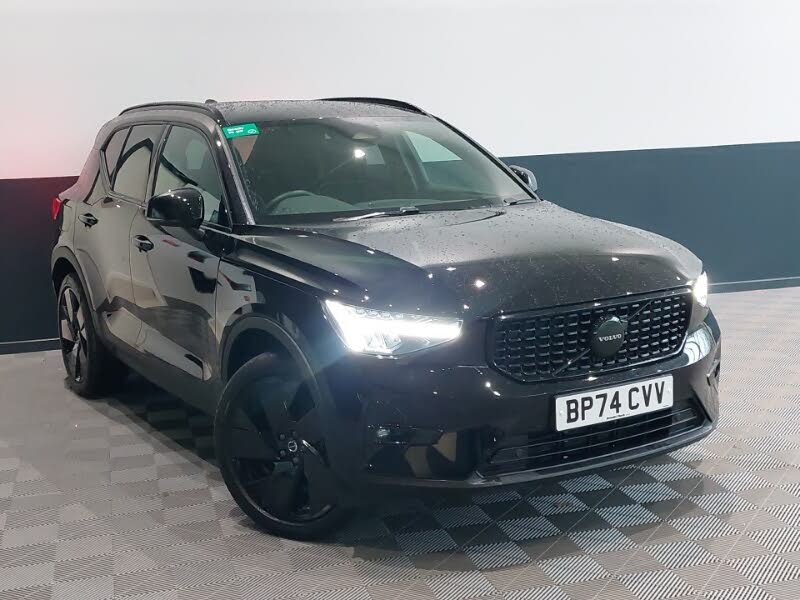 2024 Volvo XC40 2.0 B4 Plus Black Edition