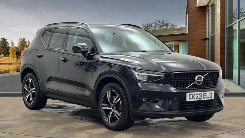 2023 Volvo XC40 2.0 B3 Plus