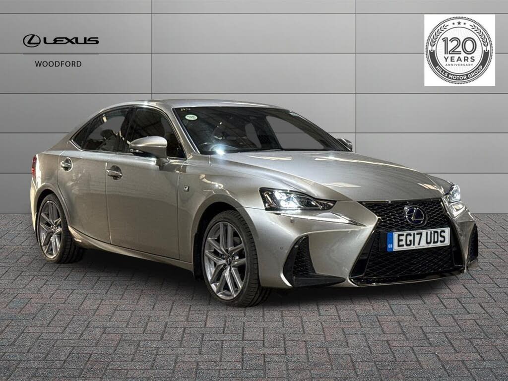 2017 Lexus IS 300h 2.5 F SPORT