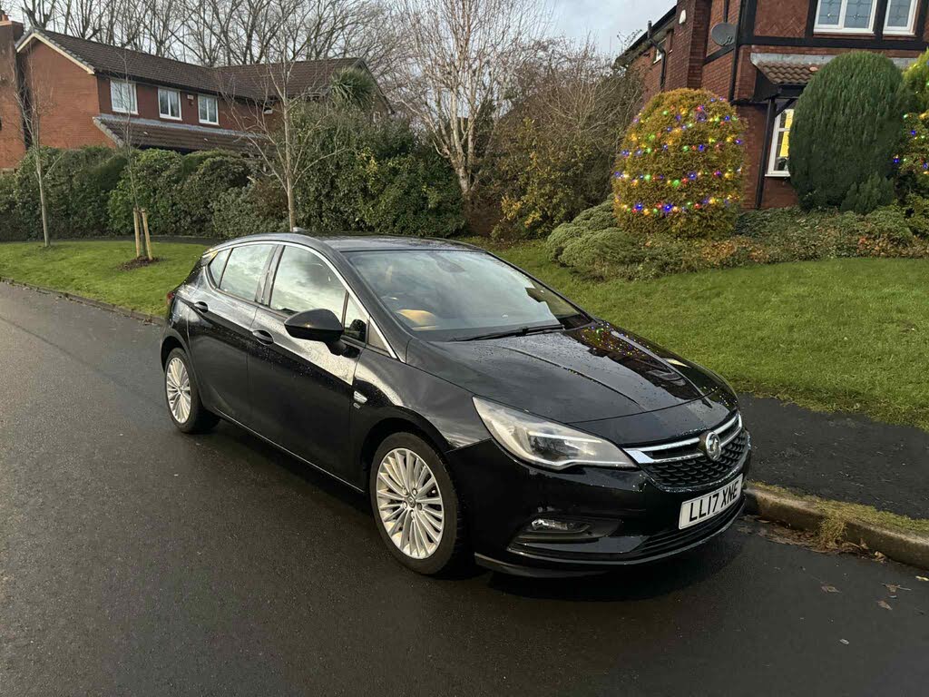 2017 Vauxhall Astra 1.6CDTi Elite Nav (136ps) (s/s) Hatchback