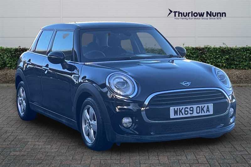 2019 MINI Mini 1.5 Cooper Classic Hatchback 5d