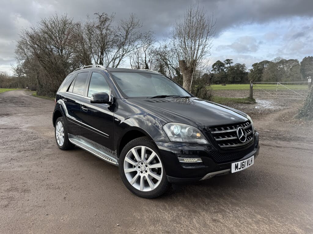 2011 Mercedes-Benz M-Class 3.0TD ML300 Grand Edition 3.0CDI Blue F auto