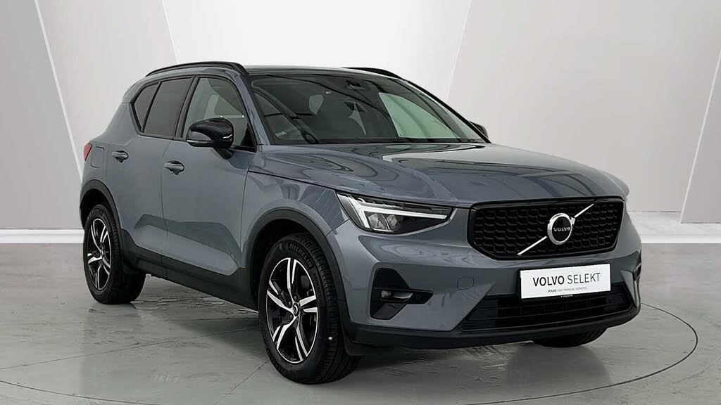2023 Volvo XC40 2.0 B3 Plus