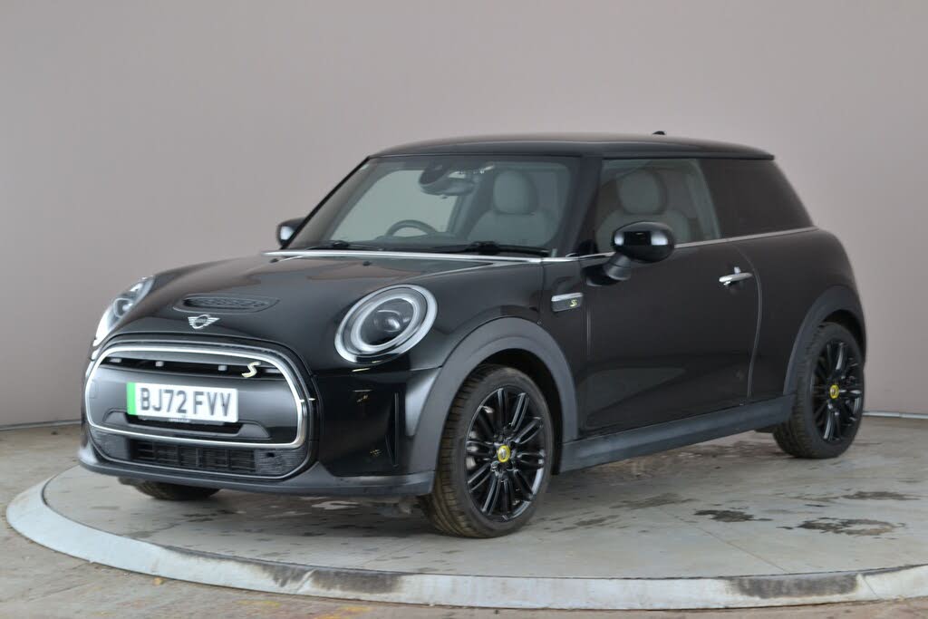 2022 MINI Mini E Cooper S 2)