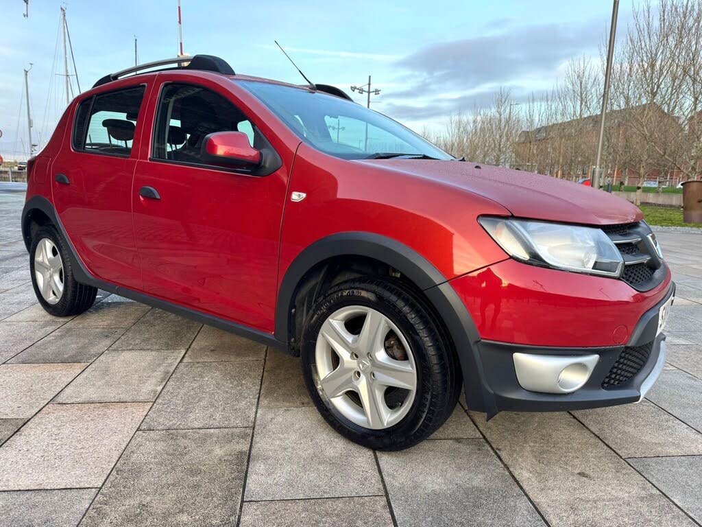 2014 Dacia Sandero Stepway 1.5D Laureate
