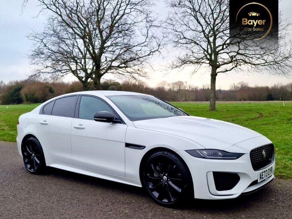 2023 Jaguar XE 2.0 D200 R-Dynamic SE Black