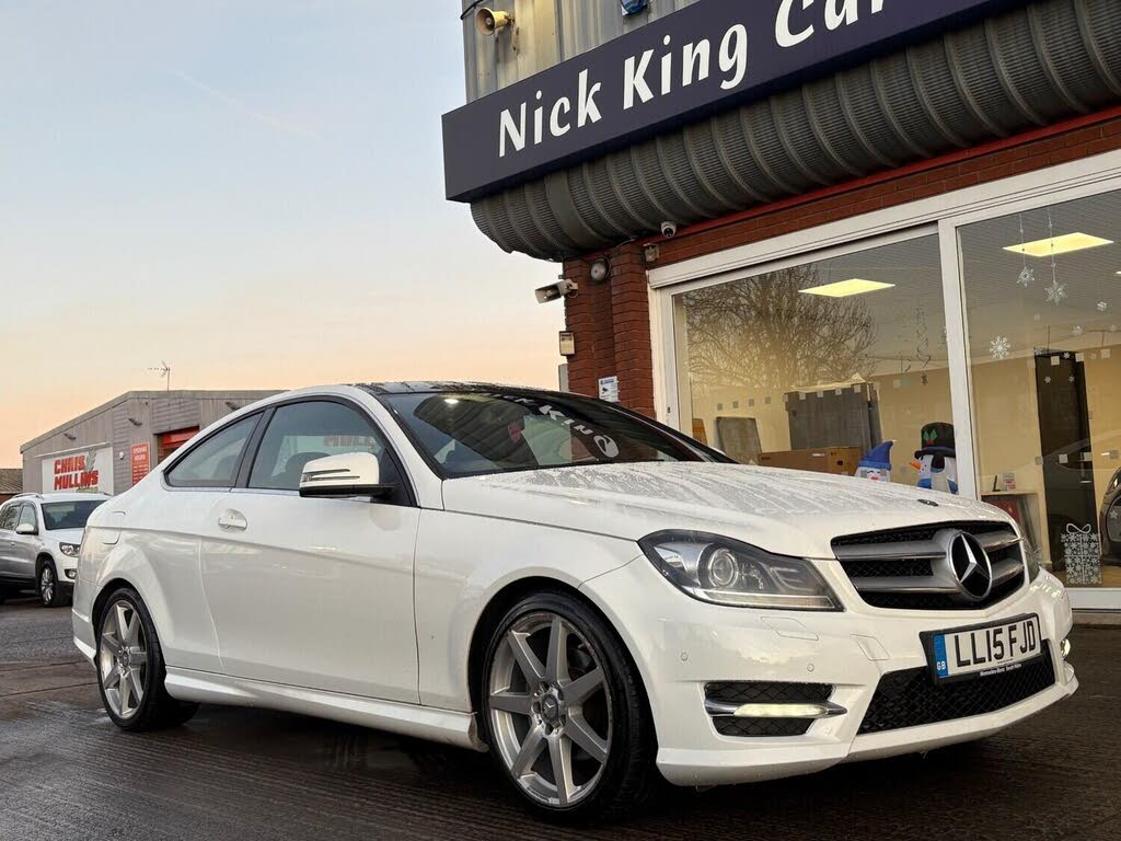 2015 Mercedes-Benz C-Class 2.1CDI C220 CDI AMG Sport Edition (Premium Plus) Coupe 2d 7G-Tronic Plus