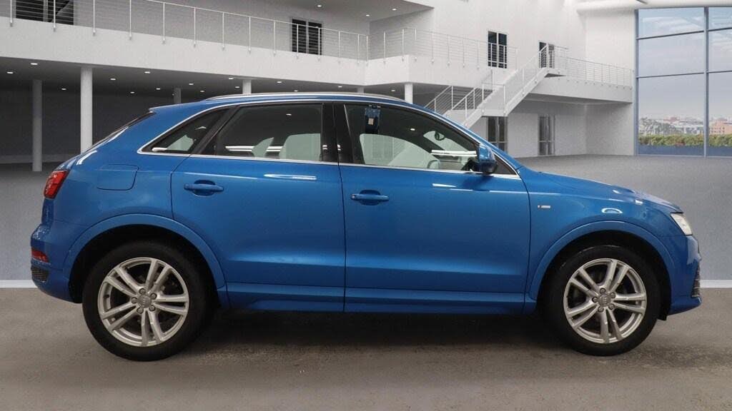 2017 Audi Q3 2.0 TDI quattro S Line Navigation (150ps)
