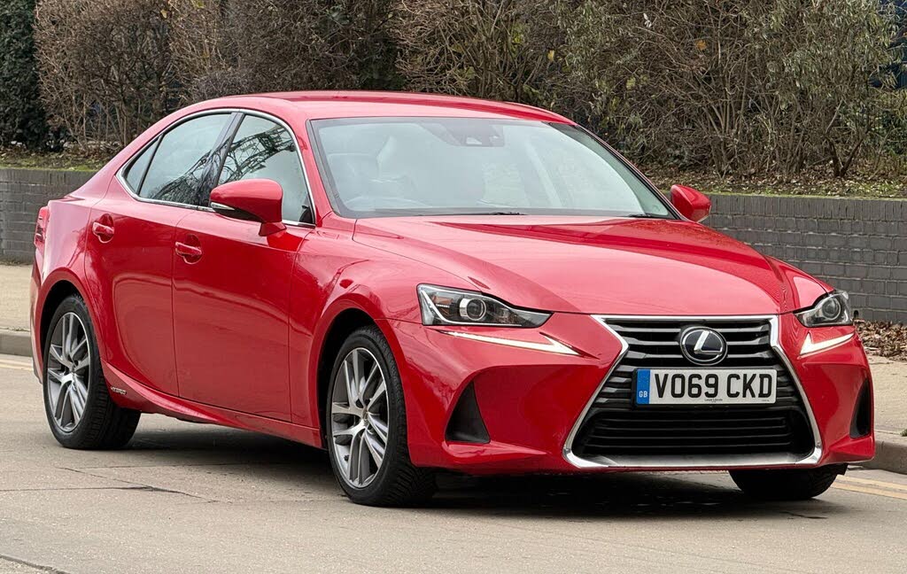 2019 Lexus IS 300h 2.5 IS