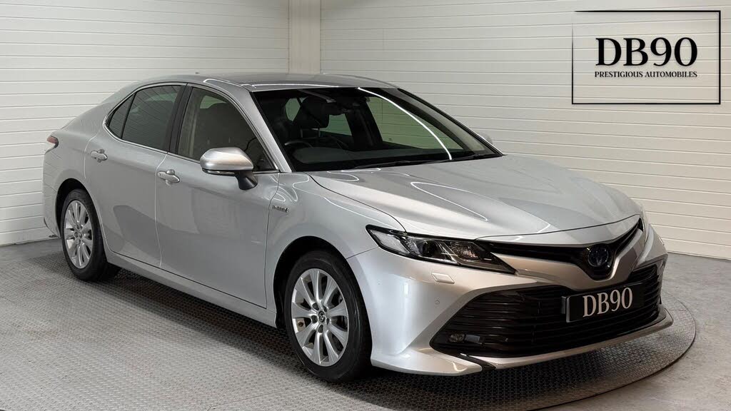 2021 Toyota Camry 2.5 VVT-i Design