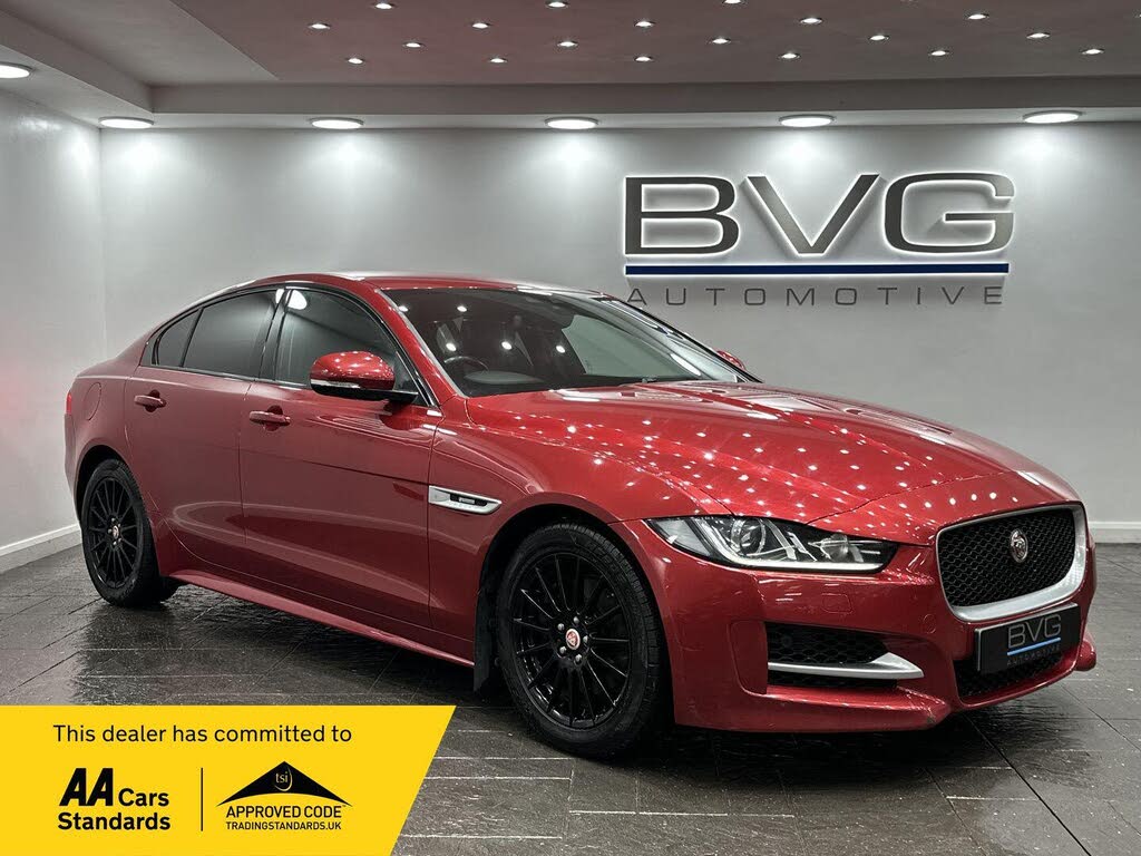 2016 Jaguar XE 2.0d R-Sport (163ps)