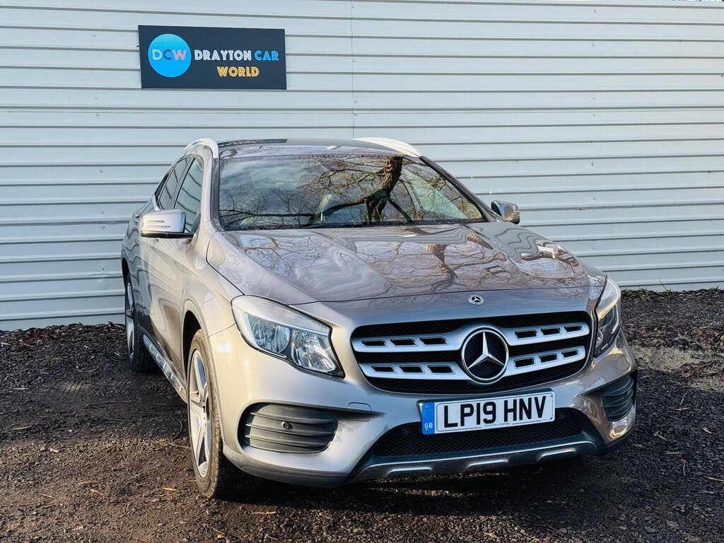 2019 Mercedes-Benz GLA-Class 1.6 GLA 200 AMG Line (s/s) 7G-DCT