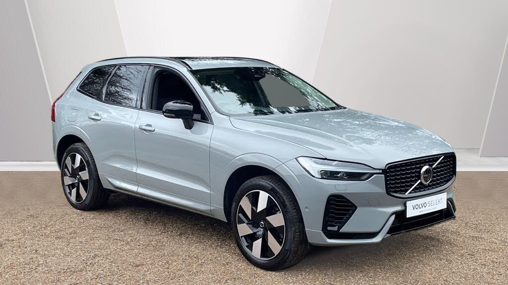 2025 Volvo XC60 2.0 T8 Ultra (Dark