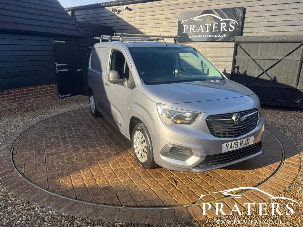 2019 Vauxhall Combo 1.5CDTi Sportive 2000 16v (100ps)(EU6dT) L1H1Panel
