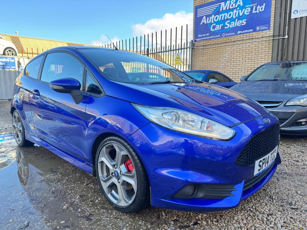 2014 Ford Fiesta 1.6 ST 2