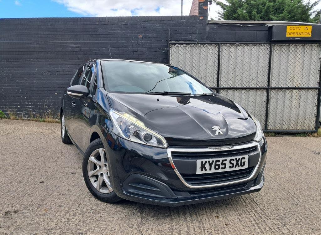 2015 Peugeot 208 1.6BlueHDi Active 5d