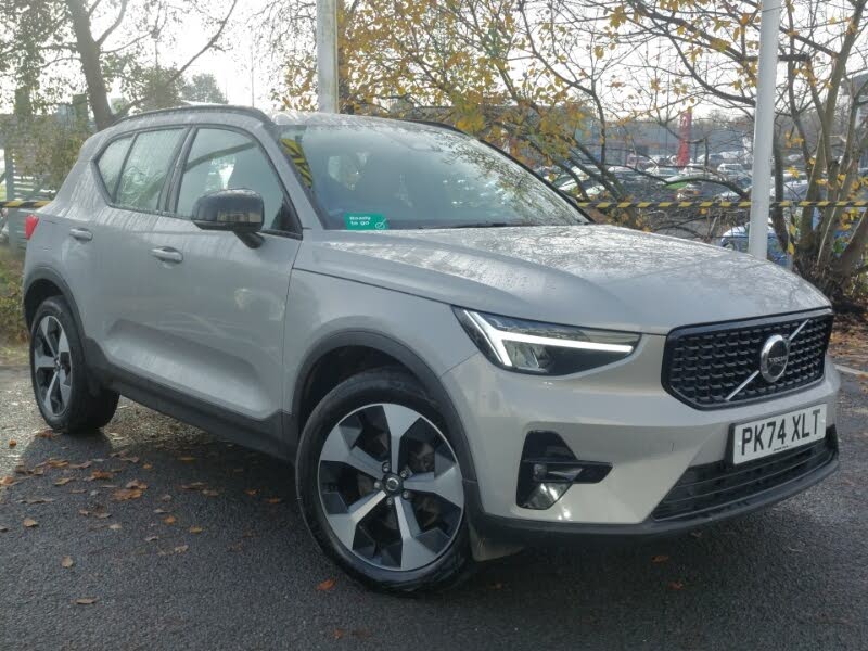 2024 Volvo XC40 2.0 B4 Plus
