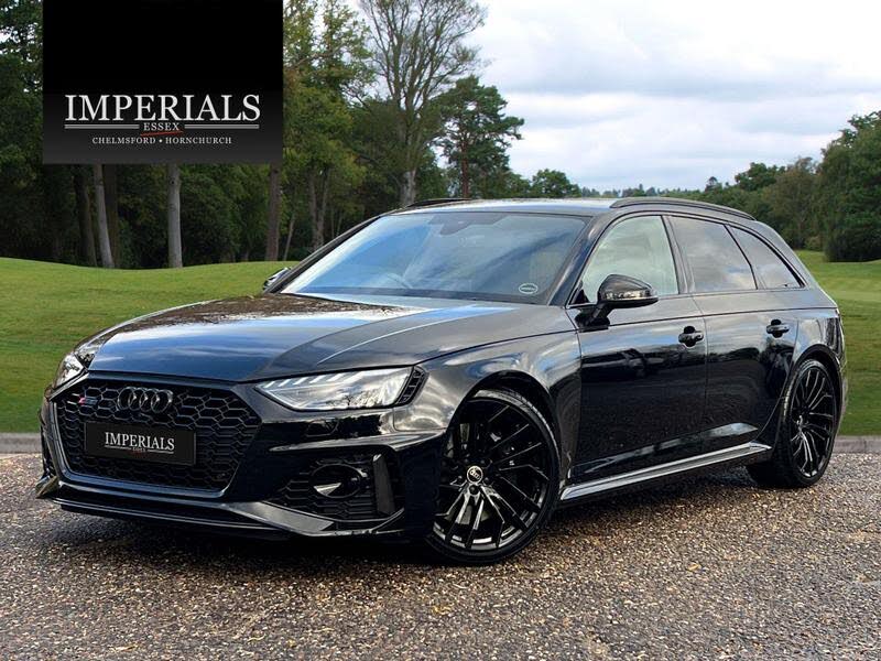 2022 Audi RS4 Avant 2.9 TFSI Carbon Black