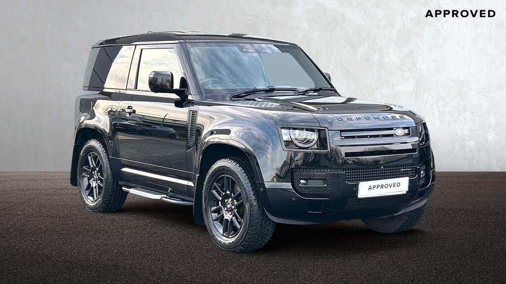 2023 Land Rover 90 Defender 3.0 D300 Hard Top X-Dynamic HSE 90