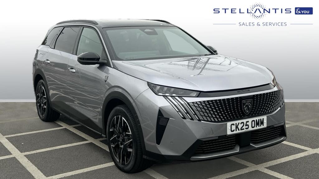 2025 Peugeot 5008 SUV 1.2 GT (136ps)