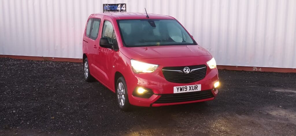 2019 Vauxhall Combo Life 1.5 Energy (130ps) Auto