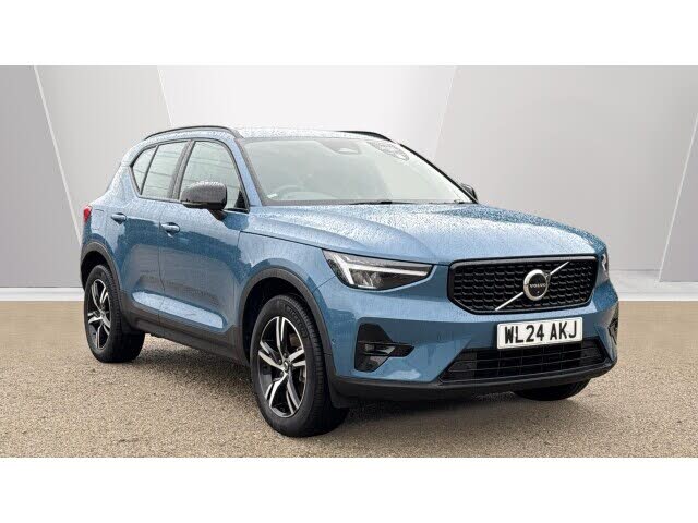 2024 Volvo XC40 2.0 B4 Plus