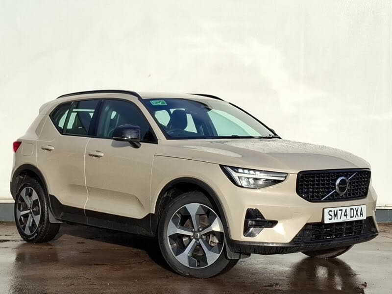 2024 Volvo XC40 2.0 B3 Plus