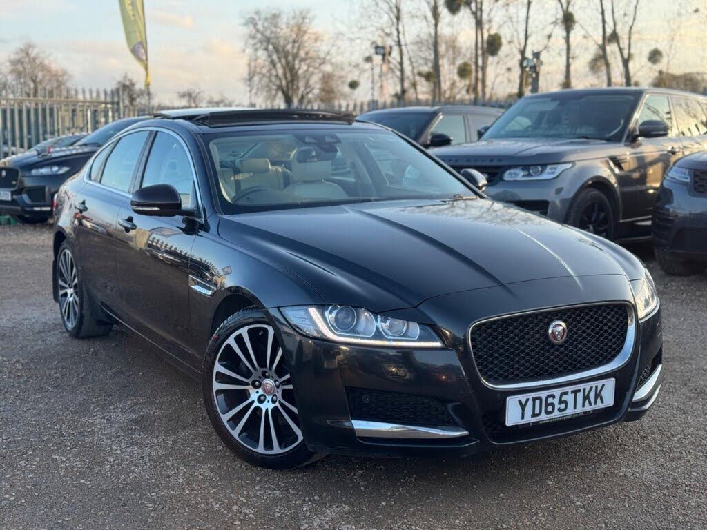 2015 Jaguar XF 2.0TD Portfolio (180ps) Auto