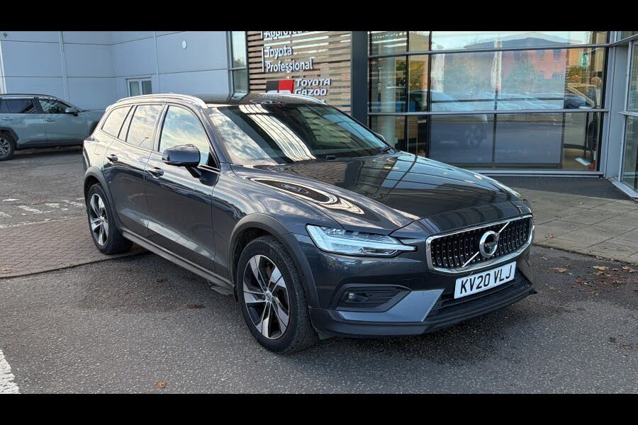 2020 Volvo V60 2.0 T5 Cross Country Plus