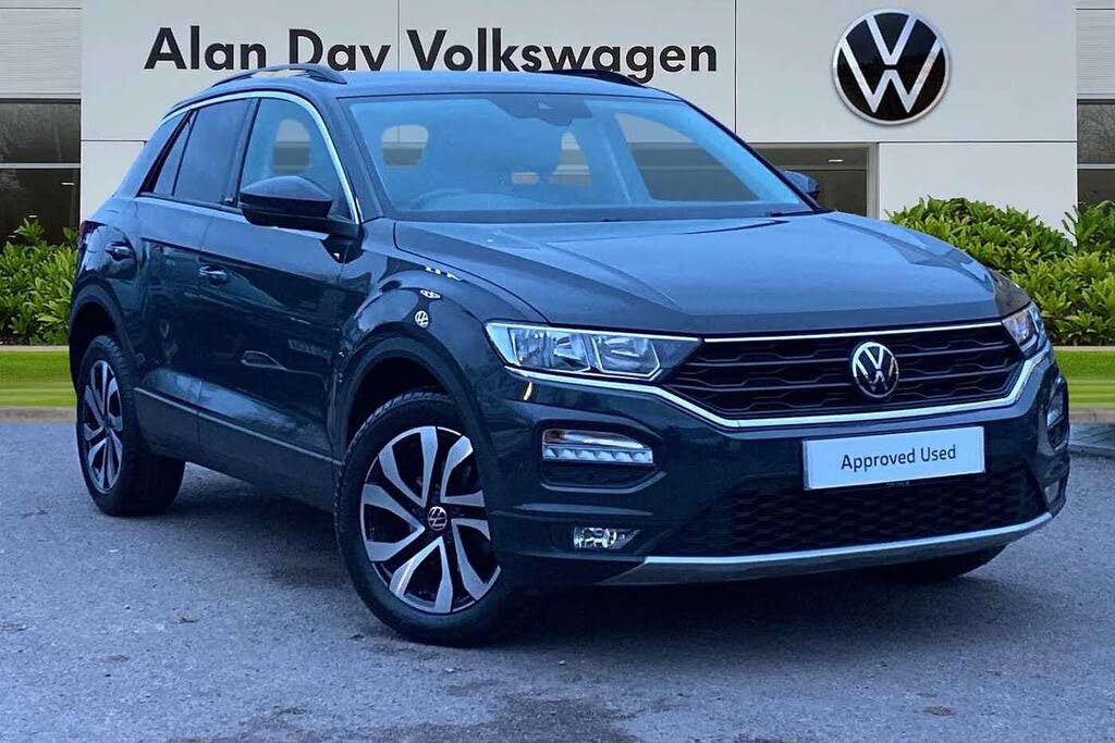 2022 Volkswagen T-Roc 1.0 TSI Active Hatchback 5d