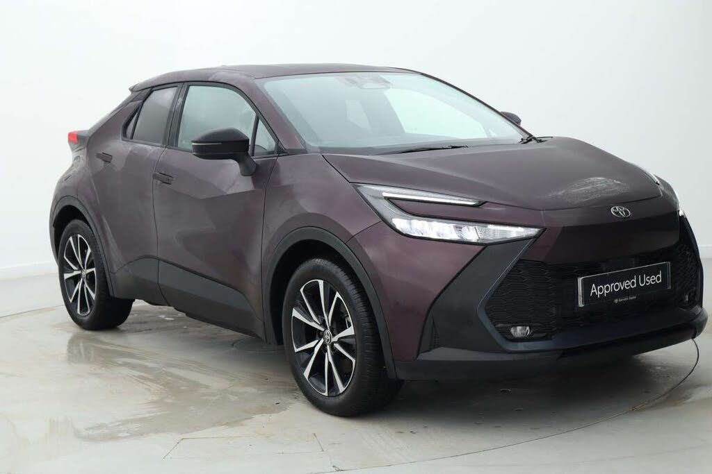 2025 Toyota C-HR 2.0 VVT-i Design (Pan Roof)