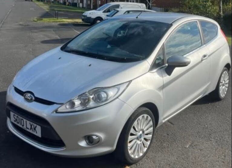 2010 Ford Fiesta 1.4 Titanium 3d